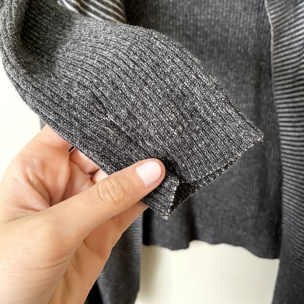 Chico's gray and white long sleeved cardigan warm comfortable soft casual - Picture 3 of 6